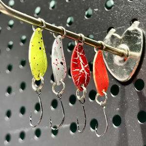 Nouveau Leurre de pêche à cuillère <span class=keywords><strong>pas</strong></span> <span class=keywords><strong>cher</strong></span>, 10 couleurs, 31 mm, 2,5 g, leurre de pêche artificiel, leurre de <span class=keywords><strong>truite</strong></span>, paillettes métalliques, cuillères de pêche - Product Image 2