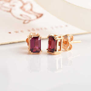 925 Sterling Silver Classic Style <b>Stud</b> <b>Earrings</b> <b>Emerald</b> Cut Amethyst Topaz with Gold Rhodium Plating for Parties - Product Image 1