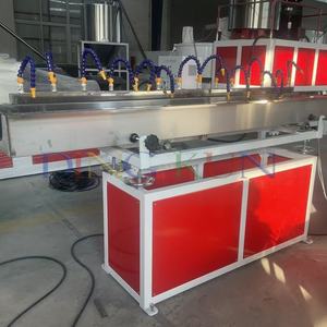 Machine de <span class=keywords><strong>fabrication</strong></span> de tuyaux d'<span class=keywords><strong>arrosage</strong></span> en PVC renforcé de fibres de haute qualité pour tuyaux d'<span class=keywords><strong>arrosage</strong></span> flexibles et durables, prix d'usine, CE - Product Image 5