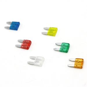 Rc Tool 60Pcs Mixte <span class=keywords><strong>Mini</strong></span> Lame Fusible En Alliage De Zinc et Matière Plastique 5A 10A 15A 20A 25 30A AMP Set pour Auto <span class=keywords><strong>Voiture</strong></span> Camion - Product Image 3