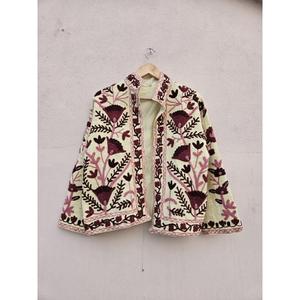 Chaqueta corta de Tweed Rosa elegante TNT en XL Suzani bordado con diseño floral tela estampada algodón relleno cuello temporada Invierno - Product Image 1