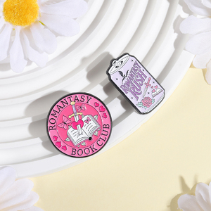 Romantische Boekenclub Broche Emaille Pins Op Maat Romantische Rush Can Juice Broches Rugzak Reversbadge Sieraden Cadeaus voor Vrienden - Product Image 3