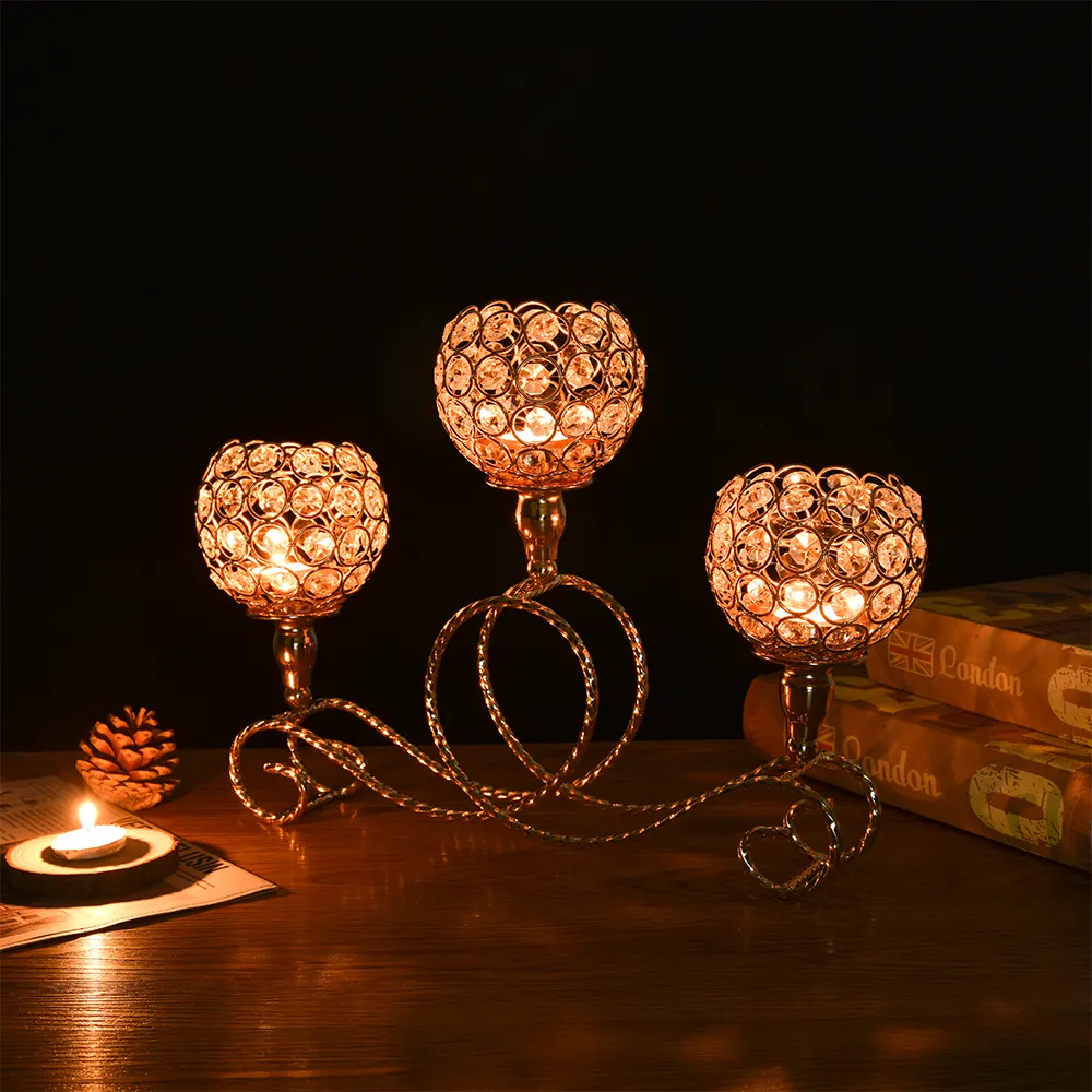 מתכת מנורת קריסטל 3 זרועות פמוטים נרות מחזיקי קלאסי Tealight אירופאי חתונה חג עיצוב הבית