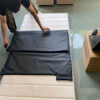 Capteur de pression en tissu flexible pour la surveillance de la posture pendant le sommeil et l'alerte précoce des escarres sur matelas et lits