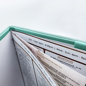 ปกเมนูแบบปกหนังสือพร้อมโลโก้สั่งทำพิเศษสำหรับร้านอาหาร บาร์  แฟ้มเมนูแบบสองช่องใส่  ขนาดสั่งทำได้ตามต้องการสำหรับเมนูร้านอาหาร - Product Image 3