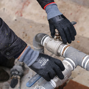 Chanying مكافحة قطع عمل سوداء صناعية مخصصة قفازات حمراء قفازات عمل قفازات مطاطية - Product Image 5