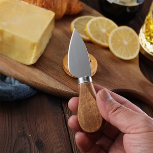 ชุดมีดชีสคุณภาพสูงอเนกประสงค์ 3 ชิ้น ด้ามไม้ พร้อมเขียงชีสไม้ - Product Image 2