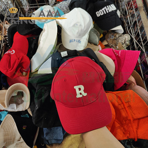 Chapeaux de soleil d'occasion, chapeaux de golf, vêtements d'occasion, friperie, vêtements de seconde main en balles, vêtements usagés en balles - Product Image 3