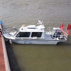 Bote de Aluminio Resistente de 6.5m (21.3 pies) para 6-8 Personas, Ideal para Pesca, Turismo y Recreación Familiar - Product Image 1