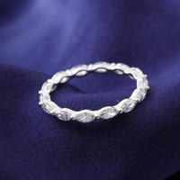 Bague de luxe légère haut de gamme en or 18 carats avec sertissage clos et diamants incrustés, en moissanite, pour femme, coupe marquise, style européen