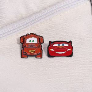 Spilla in metallo smaltata morbida/dura con design a forma di auto rossa a cartone animato, all'ingrosso, per Natale, novità, regali promozionali economici, stile <span class=keywords><strong>fata</strong></span> - Product Image 3