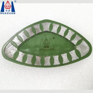 Bloc en forme de triangle abrasif de <span class=keywords><strong>disque</strong></span> de meulage de diamant de Cassani pour les ponceuses lourdes de plancher - Product Image 2