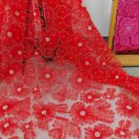 Robe de mariée, robe de soirée, appliqué, broderie perlée, tissu en maille, perlage tubulaire, dentelle à perles en relief