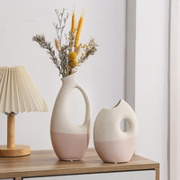 Maca Nordic Design Céramique Givré Vase Oblique Bouche Poisson Caractéristique Creative Fleur Conteneur pour La Décoration Intérieure Matt Glaze En Gros