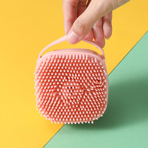 Nuova Spazzola da Doccia per Animali Domestici in <span class=keywords><strong>Silicone</strong></span> con Dispenser di Shampoo, Spazzola da Bagno Massaggiante per Cani e Gatti con Dispenser di Sapone - Product Image 3