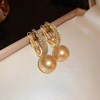 Boucles d'oreilles pendantes en alliage de strass rouge anti-perle, design de luxe léger, multi-usages, élégantes et tendance pour femme