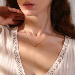 Dingran 2024 nueva moda 18K chapado en oro 26 letras burbuja collares impermeable joyería de acero inoxidable - Product Image 2
