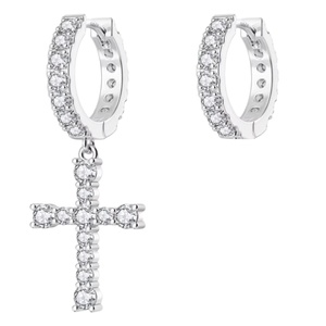 Pendientes con Colgante de Cruz Cristiana de Plata 925 de KRKC&CO con Circonita Corte Princesa, Estilo Hip Hop, Joyería Religiosa para Mujer - Product Image 1