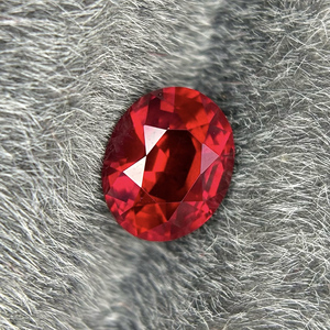 Zhuomei Jewelry, Gema de Rubí Cultivada en Laboratorio, Corte Ovalado de 10x14 mm, 7.5 Quilates, Calidad 6A, Hecha a Mano, Tratada con Cera/Aceite, Venta al por Mayor - Product Image 1