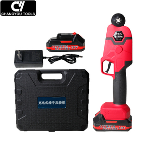 <span class=keywords><strong>Pince</strong></span> à <span class=keywords><strong>sertir</strong></span> hydraulique en acier alimentée par batterie Li-ion CHANGYOU HM 6-4 100-240V (2,8 kg bleu/rouge) pour le sertissage de petits terminaux - Product Image 1