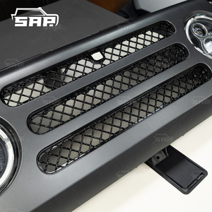 ชุดอุปกรณ์ตกแต่งภายนอกรถออฟโรด ชุดแต่งกันชนหน้าพร้อมตาข่ายกันแมลง สำหรับรถยนต์ Baw 212 4X4 - Product Image 3