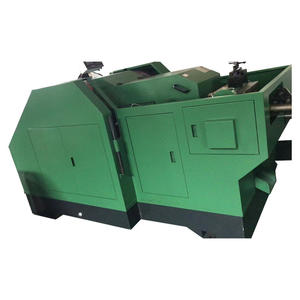 Machine de formage à froid de vis à grande vitesse contrôlée par PLC - Product Image 4