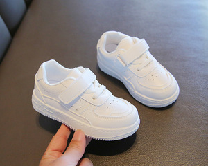 Scarpe da scuola per <span class=keywords><strong>bambini</strong></span> scarpe da scuola per <span class=keywords><strong>bambini</strong></span> scarpe da ginnastica per <span class=keywords><strong>bambini</strong></span> in pelle nera scarpe da scuola sportive per <span class=keywords><strong>bambini</strong></span> - Product Image 4