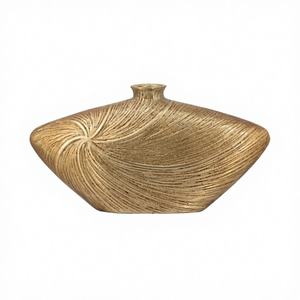 Vase à fleurs en métal fait main de qualité supérieure avec un design contemporain, léger et de haute qualité pour une décoration élégante de la maison - Product Image 1