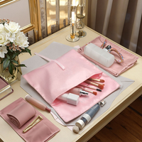 Pochette d'emballage en satin imprimé tendance avec ruban, pochette en soie rose, enveloppe pour extensions de cheveux, perruques, sous-vêtements, sac anti-poussière en satin