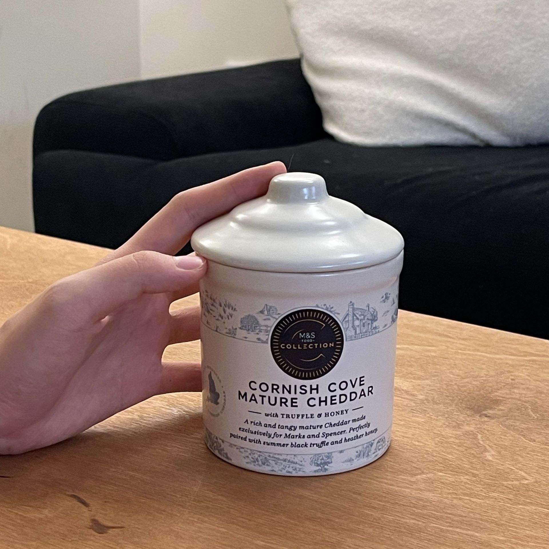 C caliber 8.5, with lid high 10, without lid high 8.5