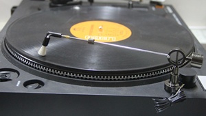 เครื่องเล่นแผ่นเสียงป้องกันไฟฟ้าสถิตย์ขนแพะบันทึกการทำความสะอาดแขนด้วยแปรงสไตลัส - Product Image 3