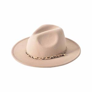 Gran oferta, Sombrero Unisex personalizado, sombrero de fieltro Fedora Panamá con leopardo, banda de PU, decoración para adultos para viajes al aire libre de invierno - Product Image 1
