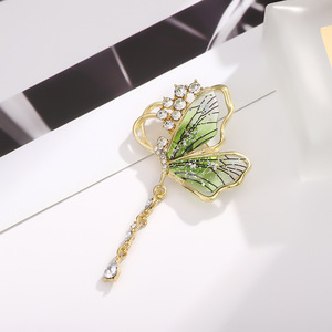 AA0160494 broches de personalidade esmeralda com franjas de borboleta transparente por atacado - Product Image 4