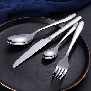 Ensemble <span class=keywords><strong>de</strong></span> couverts <span class=keywords><strong>de</strong></span> <span class=keywords><strong>table</strong></span> en or en vrac fantaisie pour mariage Couverts <span class=keywords><strong>De</strong></span> <span class=keywords><strong>Table</strong></span> Couverts Oeuf Ensemble <span class=keywords><strong>de</strong></span> couverts en acier inoxydable plaqué or - Product Image 4