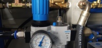 Machine semi-automatique de fabrication de bouteilles en PET JS-2II 2L à 2 cavités pour bouteilles d'eau machine de moulage par soufflage de bouteilles en PET machine de soufflage