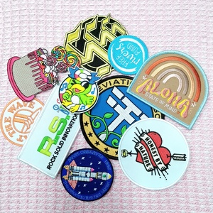 Tùy chỉnh dệt vá cho mũ và túi sắt trên vải thêu với <span class=keywords><strong>overlock</strong></span> cạnh biên giới may trên phong cách bởi pinsback - Product Image 2