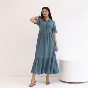 Vestido Camisero Maxi de Lino y Algodón Azul con Dobladillo con Volantes, Cuello Polo, Manga Corta, Corte Holgado, Informal, para Uso Diario de Verano - Product Image 1