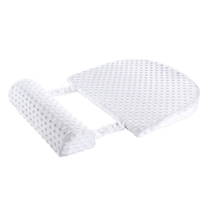 Almohadilla de rampa antivómitos para bebé, soporte de estrangulación por desbordamiento de leche, almohada de rampa antideslizante, cojín acostado para recién nacido, dispositivo de alimentación - Product Image 3