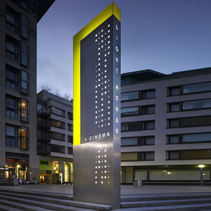 Señalización de Poste Exterior Personalizada, Señalización Direccional, Señalización de Poste Independiente - Product Image 3