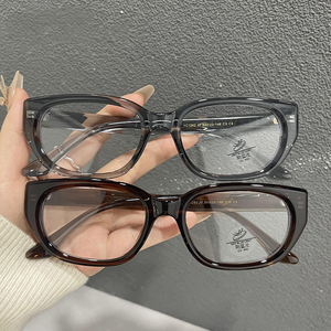 Montature alla moda Cat Eye per occhiali da uomo moda accademica High <span class=keywords><strong>End</strong></span> ottica Anti luce blu piccoli occhiali da vista da donna - Product Image 1