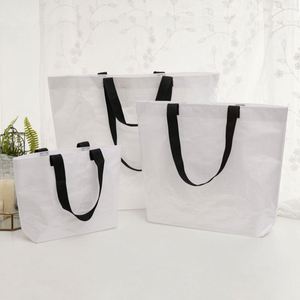 Bolsas de Compras Plegables Reutilizables, Impermeables, de PP Tejido, con Asas de Cuerda, Logotipo Personalizado Impreso y Laminado - Product Image 5