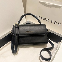 2025 Otoño Invierno nuevo bolso cruzado de moda para personas mayores con sensibilidad Retro solo hombro pequeño forro de poliéster de cuero cuadrado