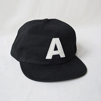 Casquette Snapback en sergé de coton à 5 panneaux avec logo personnalisé, bord plat, broderie en feutre, style streetwear, non structurée, pour homme