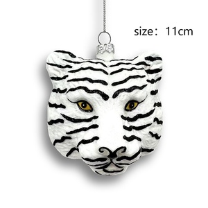 BSCI usine personnalisé ornements en verre de Noël maison verre artisanat série animale tigre blanc ornements en verre de Noël - Product Image 2