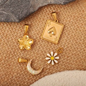 Gli ornamenti fai-da-te dorati |   <span class=keywords><strong>Ciondolo</strong></span> a Forma di <span class=keywords><strong>Coccinella</strong></span> in Acciaio Inossidabile Placcato Oro 18K PVD per Creazione di Gioielli |   Impermeabile, Antiossidante - Product Image 5