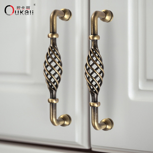 Maniglia <span class=keywords><strong>per</strong></span> <span class=keywords><strong>Mobili</strong></span> Oukali in Metallo Bronzo Nero a Forma di Gabbia <span class=keywords><strong>per</strong></span> Uccelli, Maniglie e <span class=keywords><strong>Pomelli</strong></span> <span class=keywords><strong>Antichi</strong></span> <span class=keywords><strong>per</strong></span> Armadi e Cassetti, Stile Moderno e alla Moda - Product Image 6