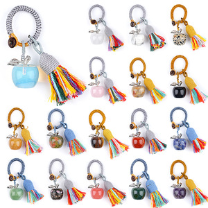 Llavero de Cristal Natural de 20mm con Colgante Tejido en Forma de Manzana, Ideal como Regalo de Nochebuena - Product Image 4