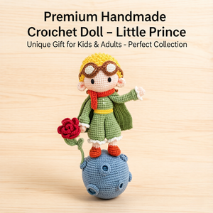 Muñeco Amigurumi Hecho a Mano al Crochet, Pequeño Príncipe con Rosa y Planeta, Personalizable, Figura de Hilo Tejido, Mini Adorno de Escritorio Estilo Cottagecore, Romántico - Product Image 2