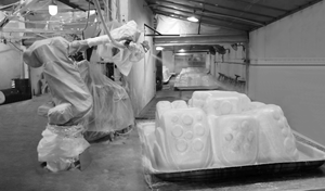 Jacuzzi de Lujo para Exteriores con Cubierta Elevadora, Jacuzzi para 3 Personas con Elevador, Altavoces, Limpieza, Jets, Máquina - Product Image 4