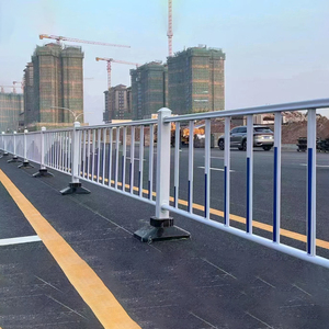 W52 Nhôm hàng rào vỉa hè chuyển hướng thành phố guardrails và giao thông cô lập các rào cản cho trung tâm đường ngăn - Product Image 2